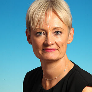 Image of Amanda Stewart.